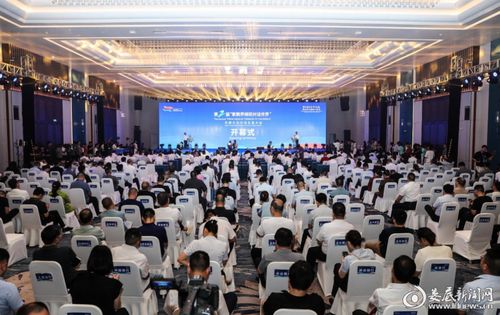 紫鵲界梯田對話世界 幕后力量助推文化藝術(shù)交流與策劃